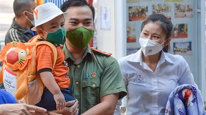 Thủ lĩnh đoàn đa năng ở phố biển
