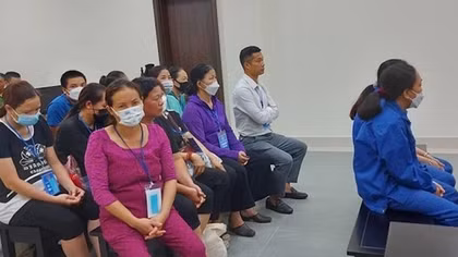 Nhiều ngân hàng mất tiền tỷ vì nữ giáo viên lừa đảo