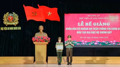 Thành tích ấn tượng của nữ thủ khoa Học viện ANND