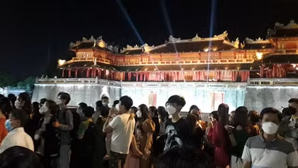 Cố đô Huế chính thức đưa vào hoạt động phố đêm Hoàng thành