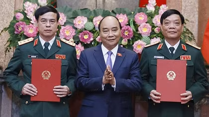 Thăng quân hàm Thượng tướng cho 2 sĩ quan từng chiến đấu bảo vệ biên giới