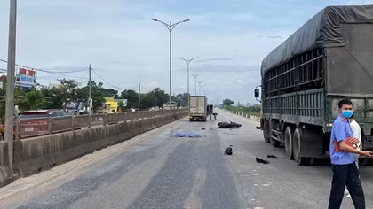 Nam thanh niên điều khiển xe máy tử vong sau tai nạn liên hoàn