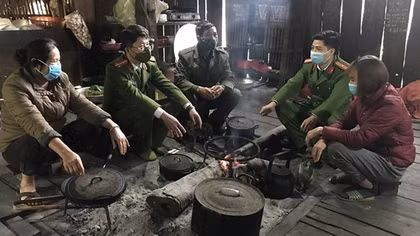 An lòng dân, vững địa bàn