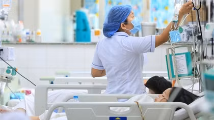 Bác sĩ cảnh báo nhiều bệnh nhi tái mắc sốt xuất huyết 2-3 lần