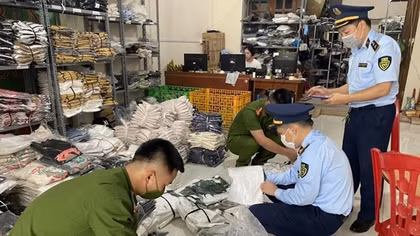 Thách thức từ giao dịch trên mạng "chớp nhoáng và vô hình"