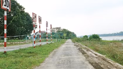 Người anh hùng trên bến Tam Soa
