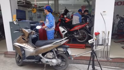Hà Nội lên kế hoạch kiểm soát khí thải xe máy từ năm 2023