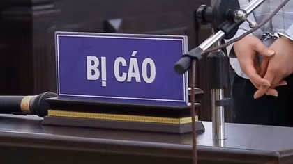 Đưa người trốn đi nước ngoài, hai vợ chồng lĩnh án tù