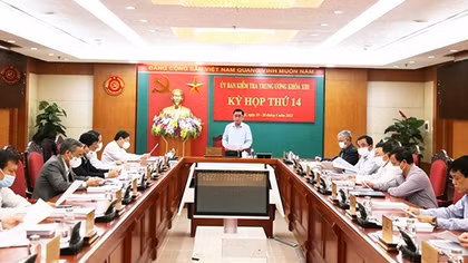 Ủy ban Kiểm tra Trung ương quyết định thi hành kỷ luật nhiều tập thể, cá nhân