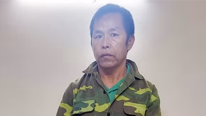 Ôm "hàng trắng" giữa trưa