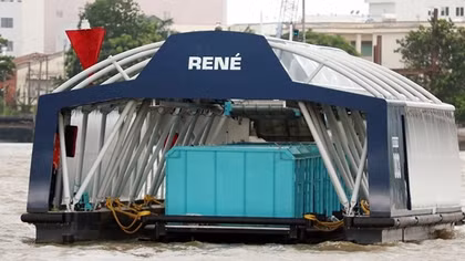 Triển vọng hệ thống thu gom rác nổi trên sông bằng năng lượng mặt trời