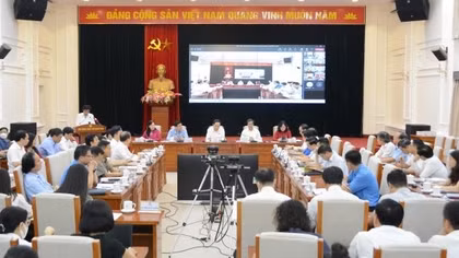 Mỗi trường học phải thực sự là một trung tâm văn hóa giáo dục, rèn luyện con người
