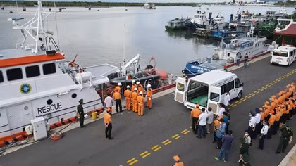Đưa 13 thi thể người Trung Quốc trên tàu WU ZHOU 8 về Vũng Tàu