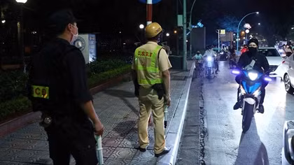 Tóm 10 “quái xế” gây rối đêm 2/9