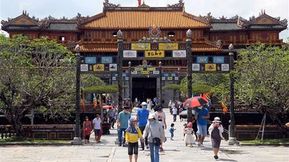 Nắng nóng mở rộng ở Bắc bộ, Trung bộ