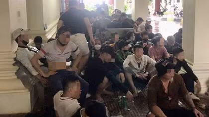 Bộ Ngoại giao lên tiếng về vụ 60 lao động Việt Nam tháo chạy khỏi casino ở Campuchia