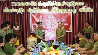 Công an tỉnh Quảng Bình thăm, chúc Tết Công an 2 tỉnh Savannakhet và Khăm Muộn