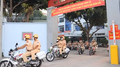 TP Hồ Chí Minh: CSGT đồng loạt ra quân đảm bảo an toàn giao thông