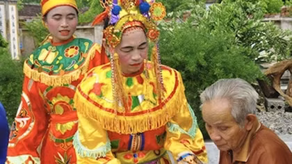 Tiếng tuồng Kẻ Gám