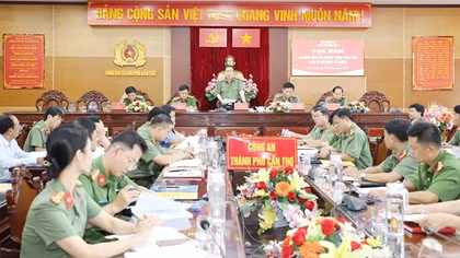 Tọa đàm xây dựng “Xã điển hình về phong trào toàn dân bảo vệ ANTQ”