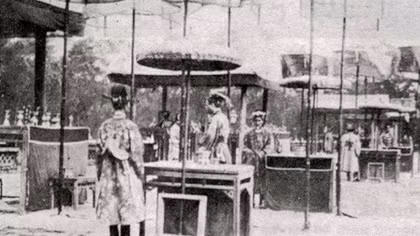 Khi lụt vào kinh thành