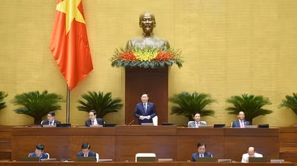 Xử lý trốn thuế xe sang biếu, tặng làm "nóng" Nghị trường