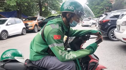 Cần kiểm tra, xử lý dứt điểm việc  thu “phí nắng nóng” của Grab