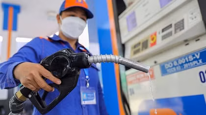 Đề xuất giảm thuế bảo vệ môi trường đối với xăng, dầu xuống mức sàn