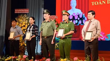 Hàng ngàn tin ANTT có giá trị từ phong trào “Toàn dân bảo vệ an ninh Tổ quốc”