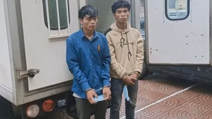Bắt gọn hai tên cướp giật ở phố núi