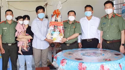 “Tình thương cho em” - mô hình đậm tính nhân văn