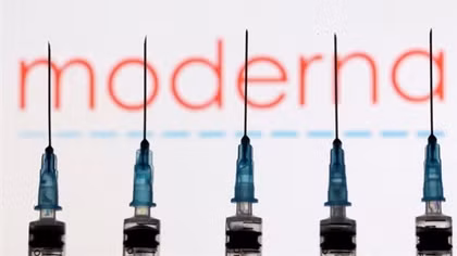 Moderna kiện hai đối thủ khổng lồ vi phạm bản quyền công nghệ sản xuất vaccine