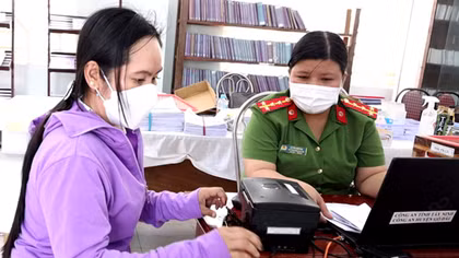 Nữ Phó trưởng Công an thị trấn với kinh nghiệm hóa giải mâu thuẫn