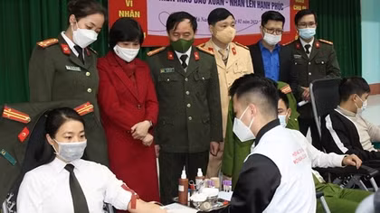 Hiến 250 đơn vị máu tại Lễ hội Xuân hồng năm 2022