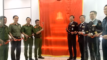 Khánh thành Phòng Thí nghiệm Giám định kỹ thuật số và điện tử