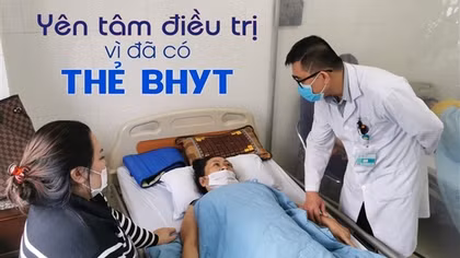 Người bệnh yên tâm điều trị nhờ có BHYT