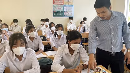Tình nguyện đến vùng xa, biên giới để “gieo chữ”