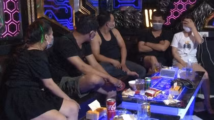 Thừa Thiên-Huế cho phép dịch vụ karaoke và nhiều loại hình kinh doanh hoạt động trở lại