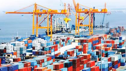 Không chọn bên, mà chọn công lý và lẽ phải