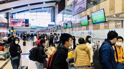 Xử lý người phụ nữ dùng chứng minh thư người khác để đi máy bay