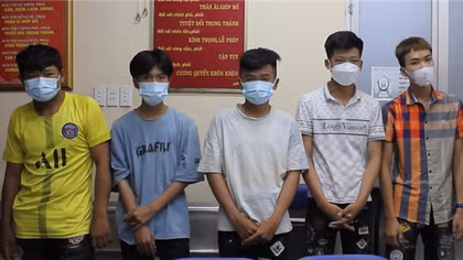 Đề nghị truy tố băng cướp "nhí" gây ra hàng chục vụ cướp giật