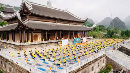 Ngày Quốc tế Yoga lần thứ 8 - Yoga vì nhân loại