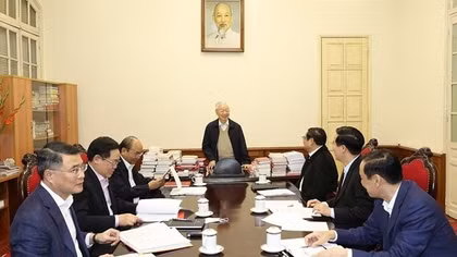 Tổng Bí thư Nguyễn Phú Trọng chủ trì cuộc họp lãnh đạo chủ chốt