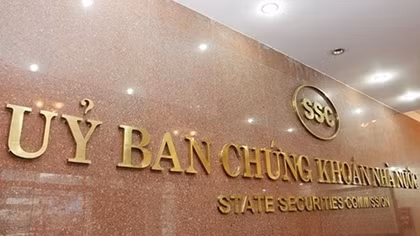 Bắt Phó Vụ trưởng thuộc Ủy ban Chứng khoán Nhà nước cố ý làm lộ bí mật công tác