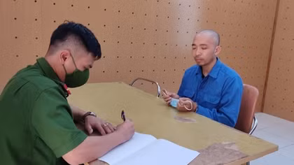 Nợ 3 tỷ, gã trai giả Công an lên mạng lừa tình, tiền cô gái trẻ