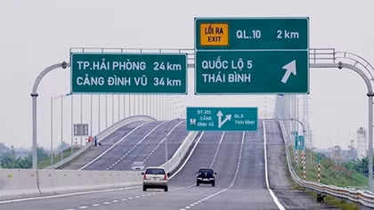 “Cải biến” nhìn từ cao tốc