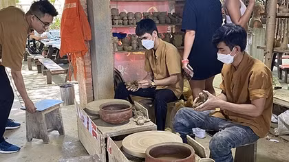 Nét độc đáo gốm Thanh Hà