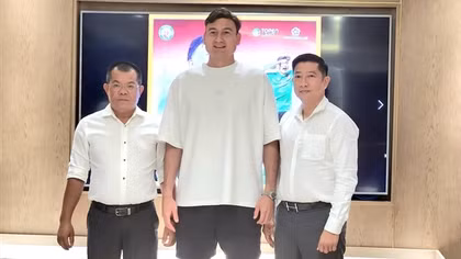 V.League và chuyển nhượng kiểu quốc tế