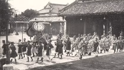 Thú ngao du của các vị vua Việt