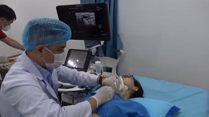 Bệnh viện 199 dùng công nghệ y khoa cao khám miễn phí cho bệnh nhân